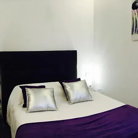 Otel Le Capitole 2*